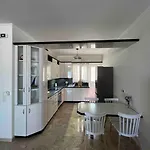 180° View Anabolu