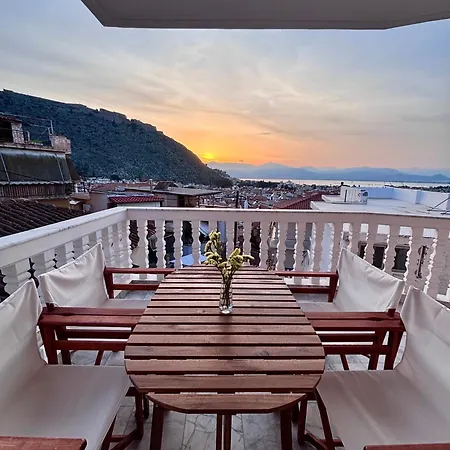 180° View * Nafplio