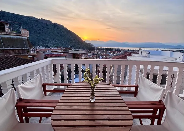 180° View * Nafplio